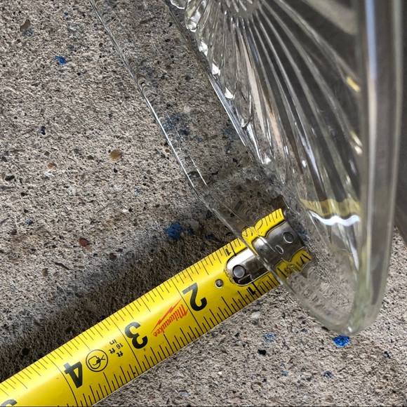 SOLD Vintage | 4 Pressed Glass Snack Plates - Picture 7 of 7